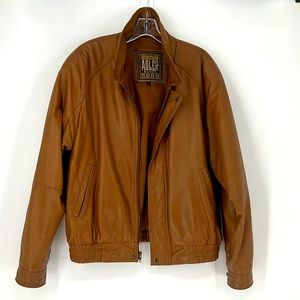 Vintage Men’s Leather Bomber Jacket